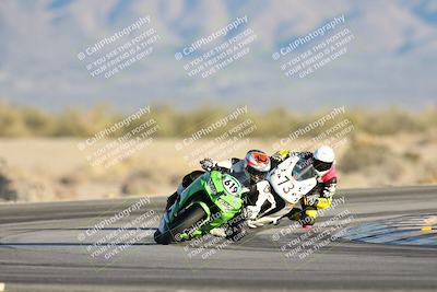 media/Dec-07-2025-CVMA (Sun) [[3e7d2de5dc]]/Race 18-Formula Twins-Formula 40 UL/